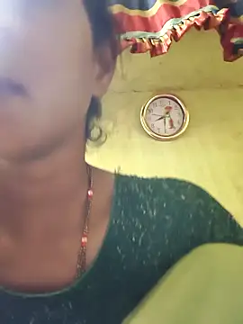 Snapshot of Fasfas2 chatting on 10-13-25, 01:05 Fasfas2 online show from 10-13-25, 01:05