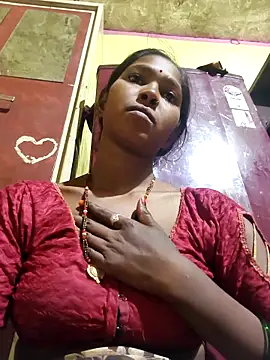 Snapshot of Fasfas2 chatting on 10-13-25, 03:34 Fasfas2 online show from 10-13-25, 03:34