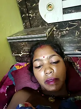 Snapshot of Fasfas2 chatting on 10-21-25, 01:17 Fasfas2 online show from 10-21-25, 01:17