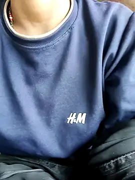 Snapshot of Fasfas2 chatting on 10-29-25, 04:48 Fasfas2 online show from 10-29-25, 04:48