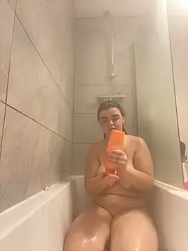 Snapshot of PrettyPaigeBabe chatting on 11-16-25, 05:29 PrettyPaigeBabe online show from 11-16-25, 05:29