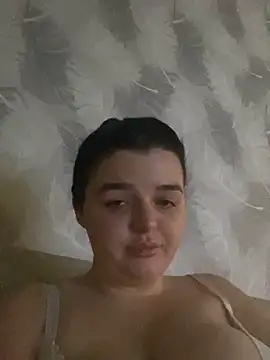 Snapshot of PrettyPaigeBabe chatting on 11-21-25, 06:39 PrettyPaigeBabe online show from 11-21-25, 06:39