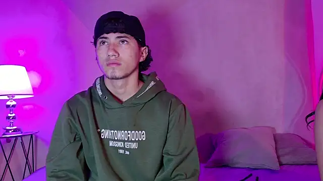 Laura and Kevin online show from 09-15-25, 01:55