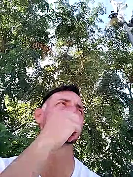 Snapshot of JuanD_vero chatting on 09-27-25, 12:32 JuanD vero online show from 09-27-25, 12:32