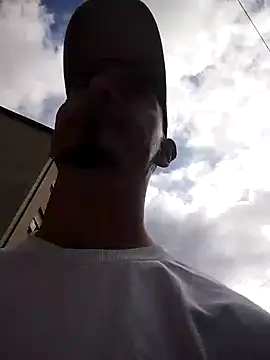 Snapshot of JuanD_vero chatting on 09-28-25, 11:59 JuanD vero online show from 09-28-25, 11:59