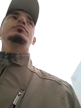 Snapshot of JuanD_vero chatting on 10-04-25, 12:14 JuanD vero online show from 10-04-25, 12:14