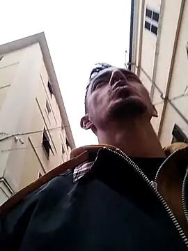 Snapshot of JuanD_vero chatting on 11-09-25, 11:41 JuanD vero online show from 11-09-25, 11:41