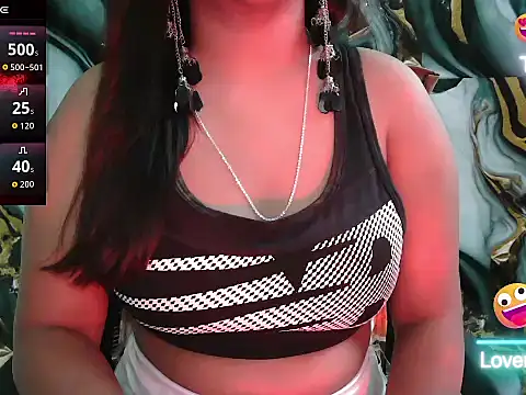 Snapshot of Dream_Kavya chatting on 10-18-25, 05:35 Dream Kavya online show from 10-18-25, 05:35