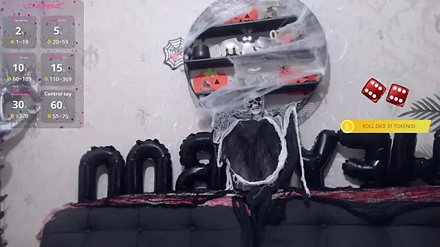 AnaysDivine online show from 10-28-25, 04:05