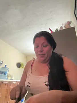 Snapshot of nimsix chatting on 10-09-25, 07:23 nimsix online show from 10-09-25, 07:23