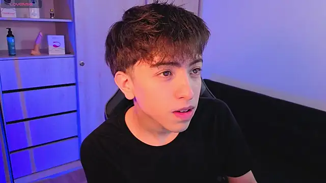 onlinenico online show from 09-24-25, 07:39