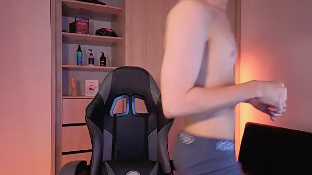 onlinenico online show from 11-10-25, 11:04