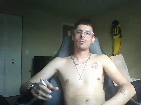 latinosatiro94 online show from 09-30-25, 11:21