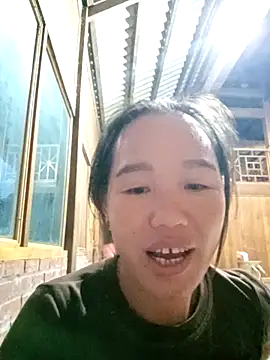 Snapshot of bing-bing88 chatting on 10-13-25, 10:59 bing-bing88 online show from 10-13-25, 10:59