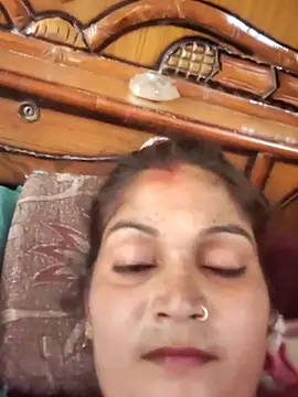 Kavya hot online show from 06-04-26, 07:25