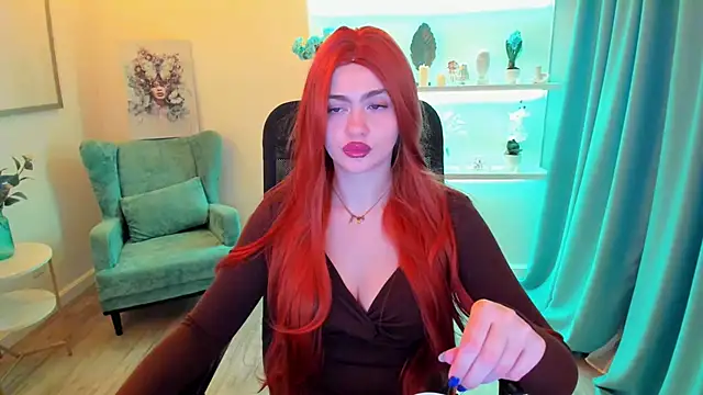 LeslieMineg online show from 10-13-25, 11:43