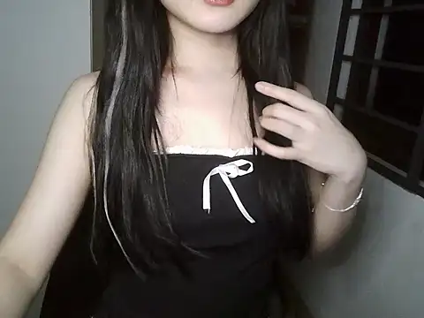 Annabelle-e online show from 09-25-25, 04:11