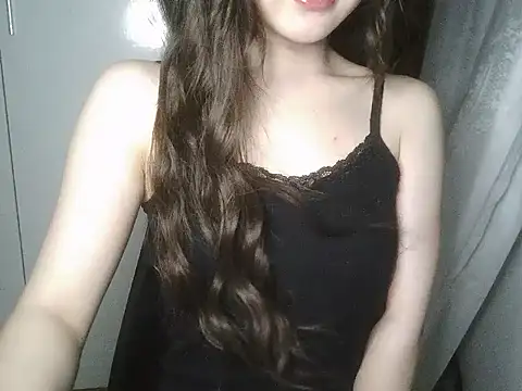 Annabelle-e online show from 05-17-26, 07:32
