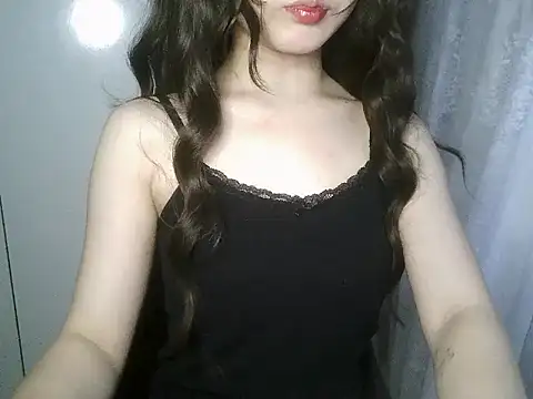 Annabelle-e online show from 05-24-26, 05:40