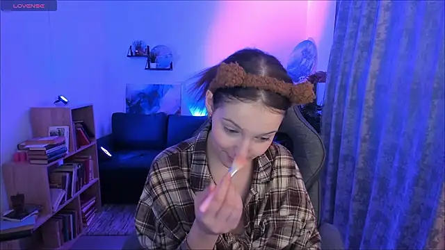 JenniferKiim online show from 03-26-26, 02:28