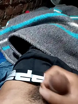 EMERKITHO 20 R online show from 10-03-25, 02:25