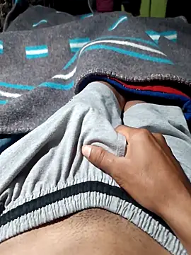 EMERKITHO 20 R online show from 11-05-25, 01:44