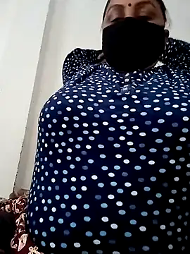 Rakhi sawant143 online show from 11-25-25, 02:11