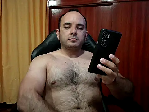 ososkr39 online show from 10-25-25, 02:19