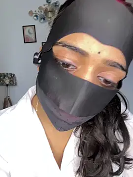 DesiSexyMonika online show from 05-13-26, 09:39