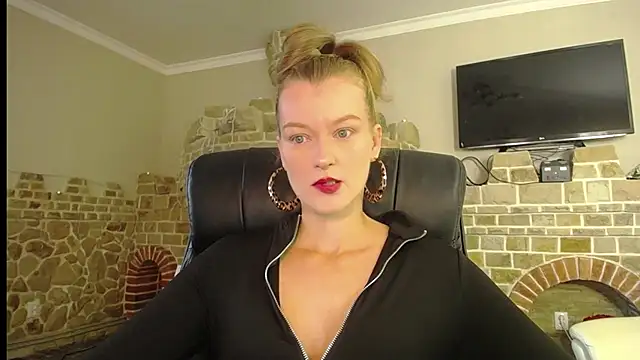 Snapshot of MysticVenus_ chatting on 09-10-25, 08:03 MysticVenus online show from 09-10-25, 08:03