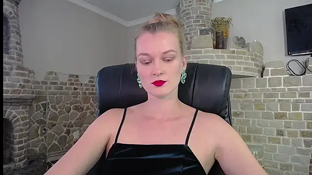Snapshot of MysticVenus_ chatting on 09-22-25, 11:01 MysticVenus online show from 09-22-25, 11:01