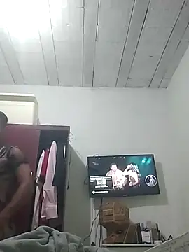 Snapshot of Regis199969 chatting on 09-27-25, 05:07 Regis199969 online show from 09-27-25, 05:07