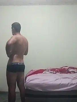 Snapshot of Regis199969 chatting on 10-18-25, 06:08 Regis199969 online show from 10-18-25, 06:08