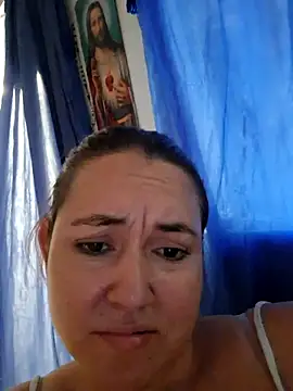 Snapshot of casandra0925 chatting on 09-18-25, 08:33 casandra0925 online show from 09-18-25, 08:33