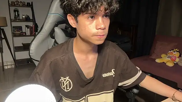 Snapshot of OopsAgain_ chatting on 01-16-26, 02:26 OopsAgain online show from 01-16-26, 02:26