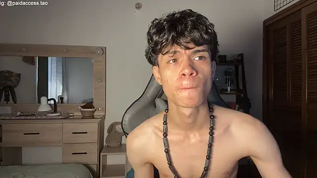 OopsAgain  online show from 06-11-26, 06:17