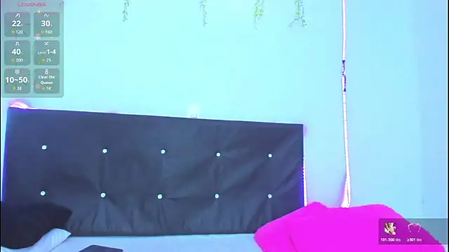 Danaa moore  online show from 05-01-26, 11:31