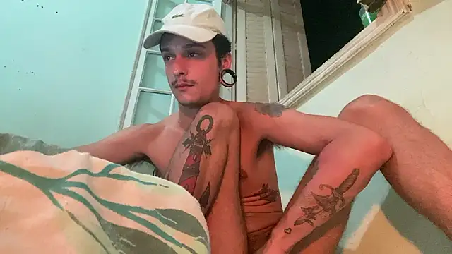 Snapshot of chrisalmeid_ chatting on 02-18-26, 06:53 chrisalmeid online show from 02-18-26, 06:53