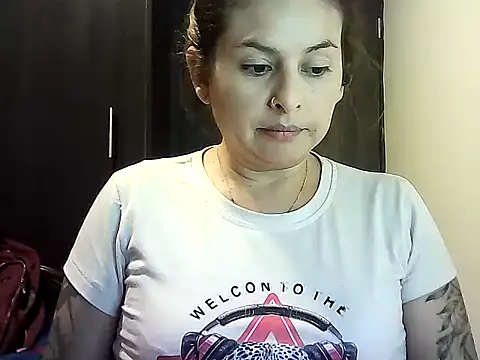 Valery  Rouse  online show from 02-11-26, 01:21