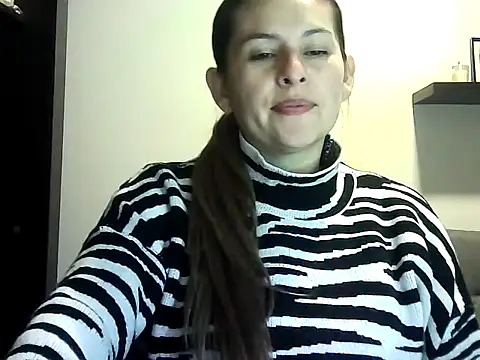 Valery  Rouse  online show from 04-18-26, 02:15