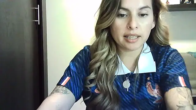 Valery  Rouse  online show from 06-17-26, 12:02