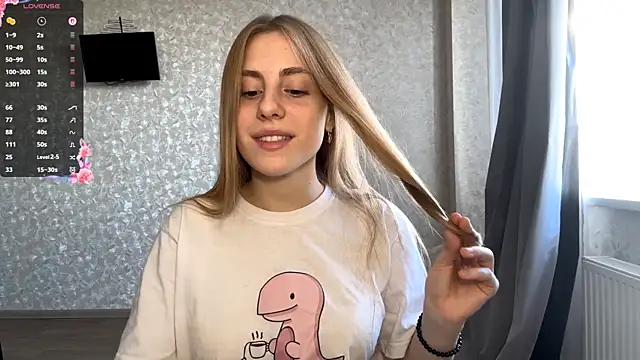 DreamyOlivia online show from 10-07-25, 01:08