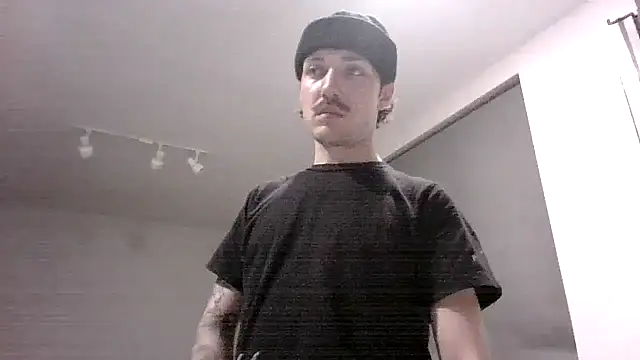 Snapshot of Jbenz420 chatting on 05-10-26, 05:23 Jbenz420 online show from 05-10-26, 05:23