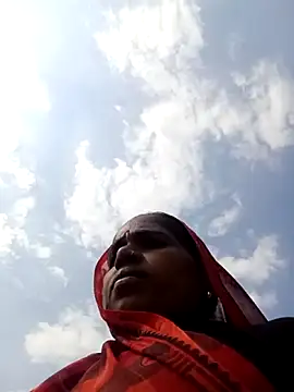 Hot-honi online show from 10-13-25, 08:58