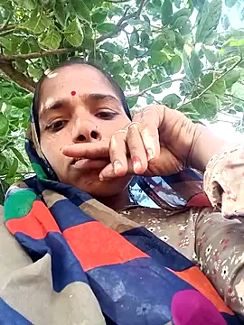 Hot-honi online show from 11-18-25, 08:41