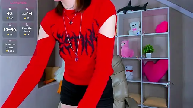 Lynn Martin online show from 12-14-25, 12:27