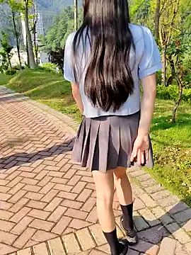 Snapshot of shaoshao-7758 chatting on 05-05-26, 12:18 shaoshao-7758 online show from 05-05-26, 12:18