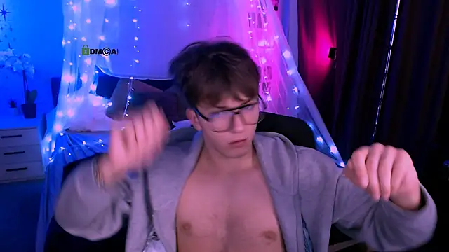 travis wolf  online show from 11-25-25, 08:20