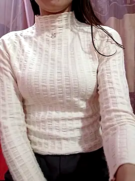 CherryBeii online show from 12-16-25, 11:15