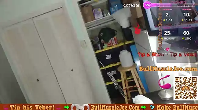 Snapshot of bullmusclejoe chatting on 01-06-25, 06:41 bullmusclejoe online show from 01-06-25, 06:41